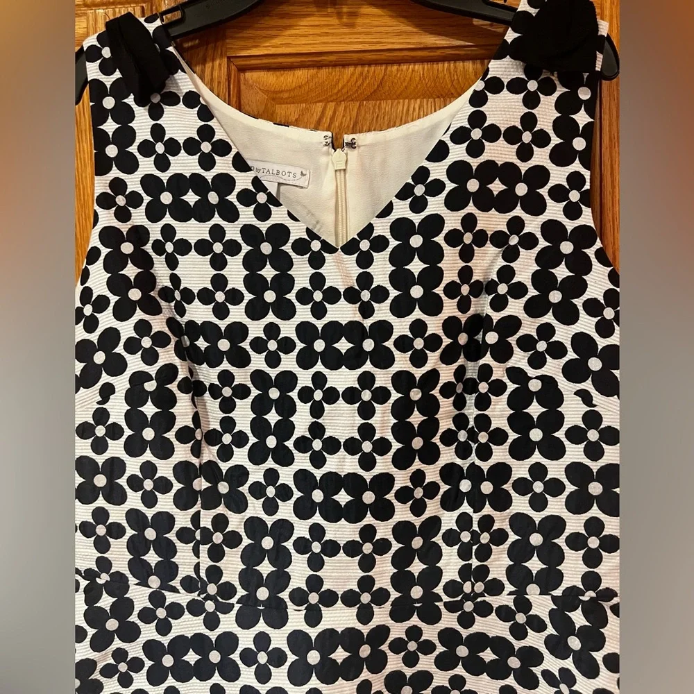 RSVP by Talbots Navy Blue & White Jacquard Daisy-Print Fit‎ & Flare Dress Size 8